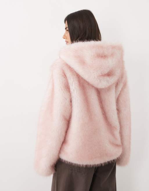Kaiia faux fur hooded cropped jacket in baby pink, 2 of 4