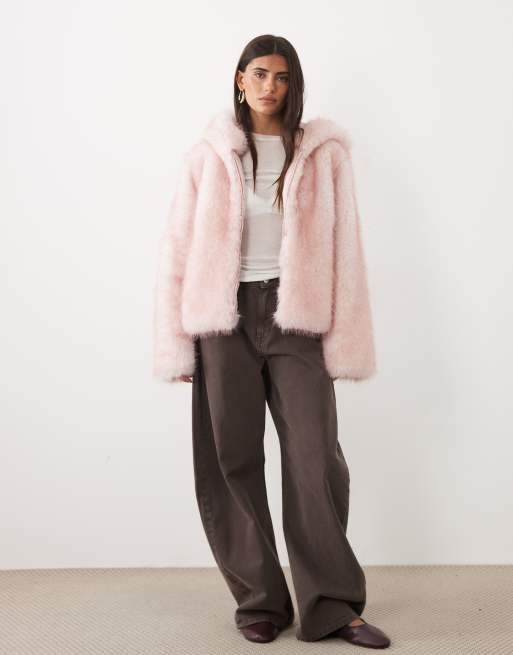 Kaiia faux fur hooded cropped jacket in baby pink, 4 of 4