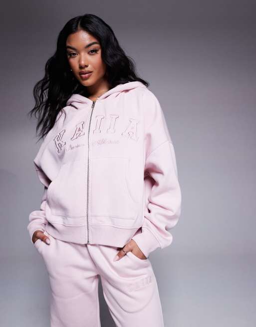 Kaiia - Felpa con cappuccio rosa chai con zip e logo ricamato in coordinato