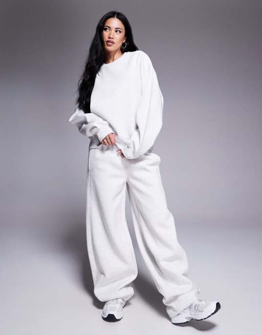 Kaiia - Felpa oversize in misto cotone con spalle scese e logo grigio chiaro mélange in coordinato  , 3 di 4