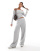 Thumbnail 1 van 5