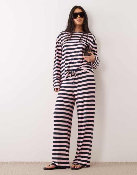 Kaiia - Gestreepte broek van zachte jersey met trekkoord in roze en marineblauw, deel van co-ord set - view 1