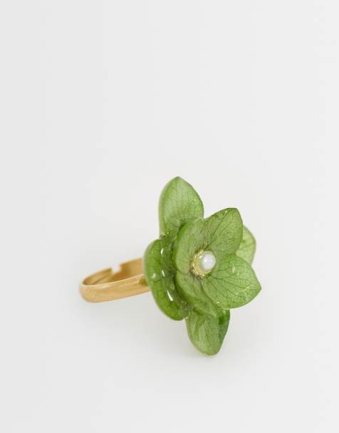 Kaiia – Grön ring med pärla och 3D-blomma, exklusivt hos ASOS - view 1