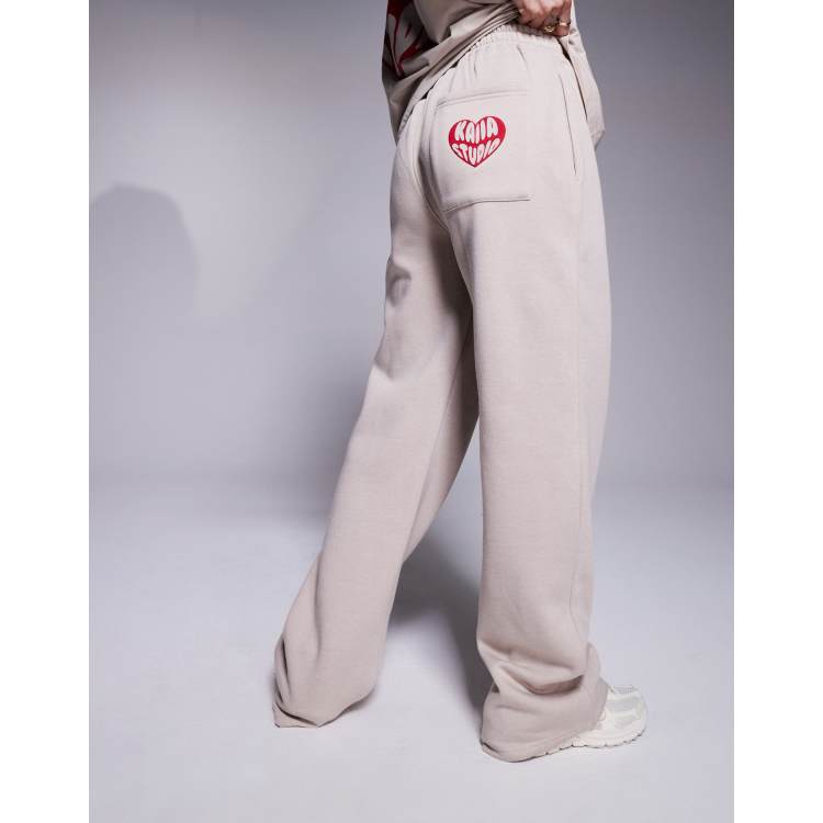 パンツ Wai Kei Logo embroidered sweatpants 5BNY317 MUSINSA | WAI KEI Star Big Logo Sweatpants Gray