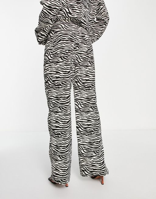 Heartbreak wide leg pants in zebra print