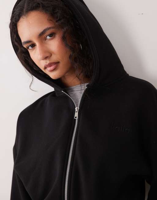 Kaiia Hoodie mit Taillierung, Cropped, mit durchgehendem Reißverschluss in Schwarz, 4 von 4