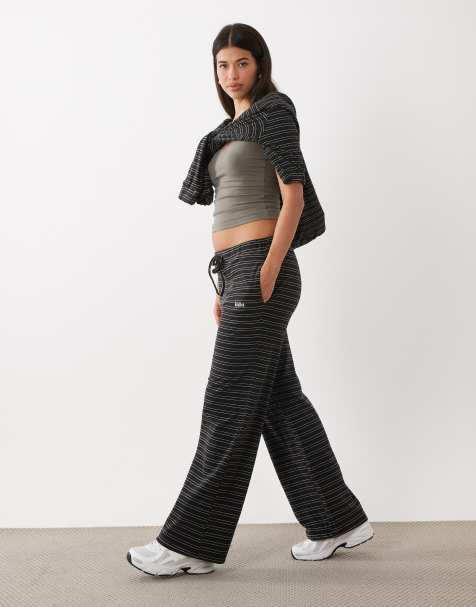 Kaiia jersey fleece wide leg broek met trekkoord in navy streep co-ord set - view 1