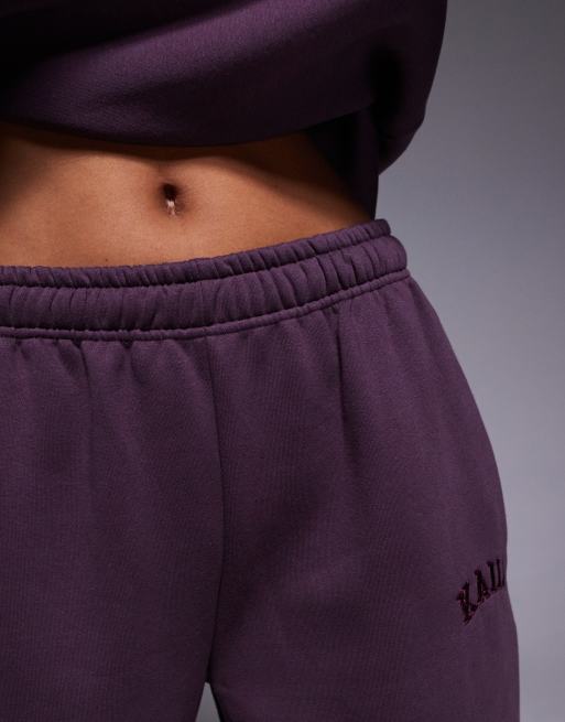 Kaiia - Joggers a fondo ampio viola profondo in misto cotone con logo ricamato in coordinato  , 4 di 5