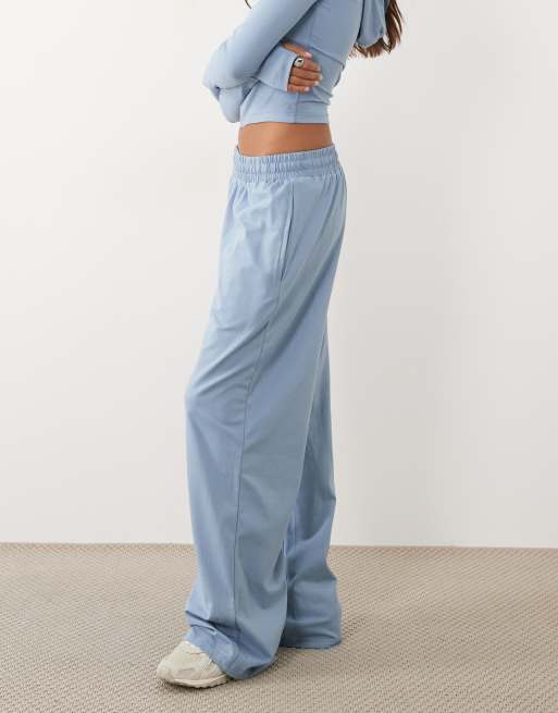 Kaiia joggers in coordinato a gamba ampia effetto soft touch blu denim, 3 di 5