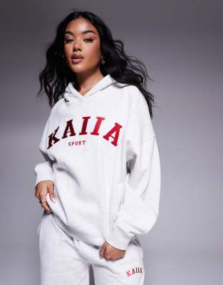 Kaiia - Kapuzenpullover in Grau meliert und Rot mit gesticktem Logo, Kombiteil