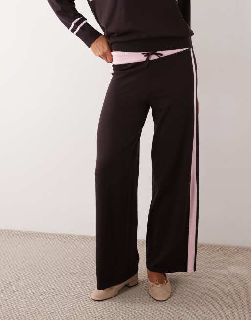 Kaiia knitted side stripe wide leg trackies co-ord in chocolate and pink, 3 of 5