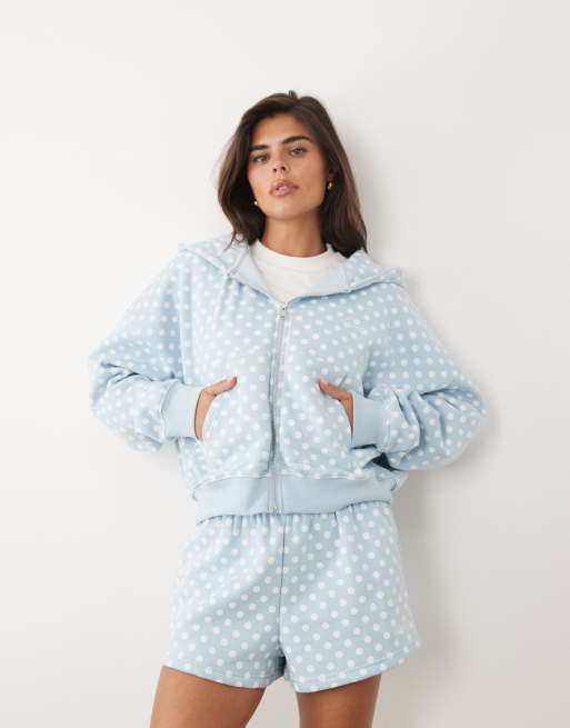 Kaiia – Ljusblått, prickigt set i bomullsrikt tyg med huvtröja i oversize med dragkedja och borderad logga och sweatshorts, 3 av 3
