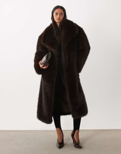 Kaiia manteau long ceinturé à col en faux-fur couleur chocolat - view 1