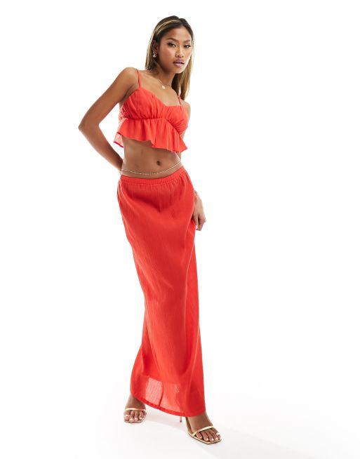 Kaiia - Maxirok met textuur en elastische taille in rood, deel van co-ord set