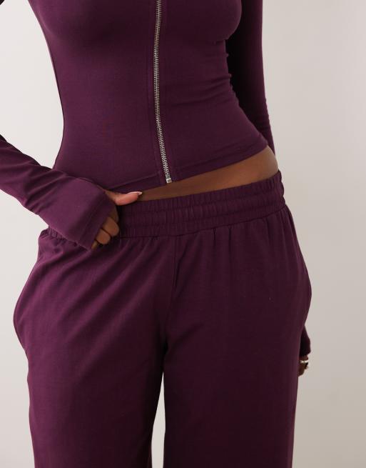 Kaiia mjuka joggers med vida ben i plommon, set, 3 av 5