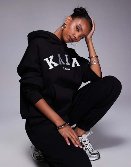 Kaiia overized hoodie, cuffed sweatpants, wide leg sweatpants & shorts mix & match in black