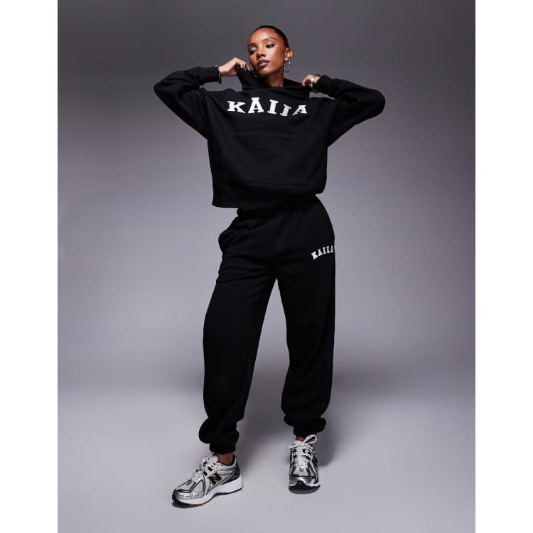 Kaiia overized hoodie, cuffed sweatpants, wide leg