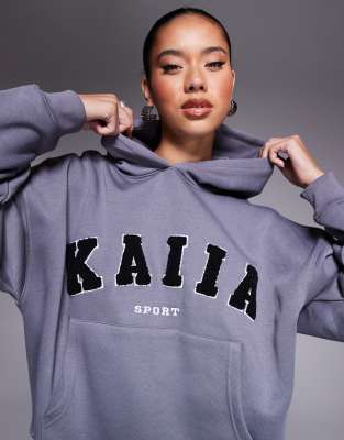 Kaiia - Oversize-Kapuzenpullover in Dunkelgrau mit „Sport"-Logo, Kombiteil