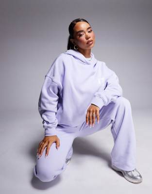 Kaiia - Oversize-Kapuzenpullover in Flieder mit „Angel"-Rückenprint, Kombiteil-Lila