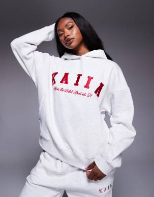 Kaiia - Oversize-Kapuzenpullover in Hellgrau meliert und Rot mit Logostickerei, Kombiteil