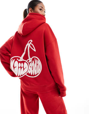 Kaiia - Oversize-Kapuzenpullover in Rot mit Kirschen-Print auf dem Rücken, Kombiteil