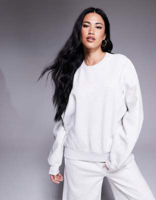 Kaiia - Oversize-Sweatshirt in Hellgrau meliert mit Logodetail und überschnittenen Schultern, Kombiteil