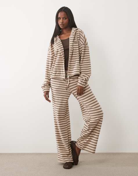Kaiia oversized zip through fleece hoodie and pants set in cream and brown stripe - view 1