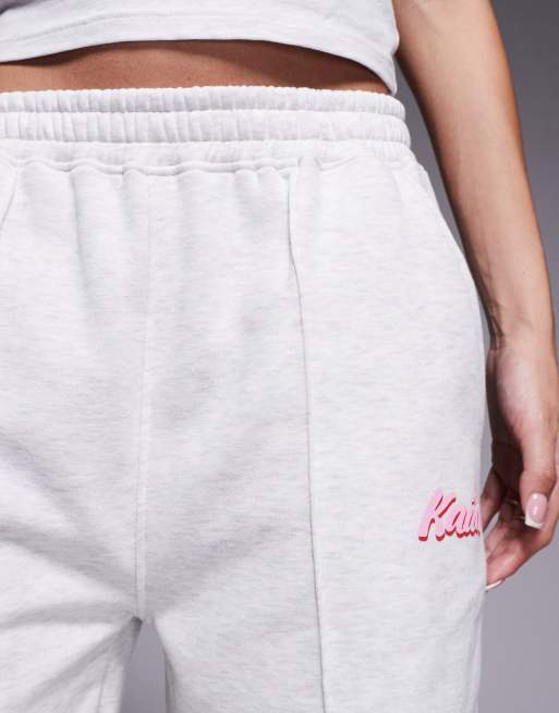 Kaiia - Pantalon de jogging ample d'ensemble en coton mélangé à logo imprimé en relief et coutures apparentes - Gris clair chiné et rose  , 4 de 5