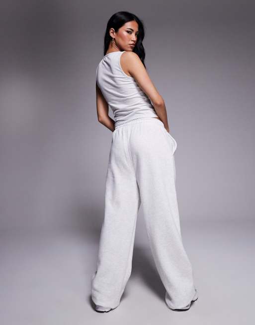 Kaiia - Pantalon de jogging ample d'ensemble en coton mélangé à logo imprimé en relief et coutures apparentes - Gris clair chiné et rose  , 5 de 5