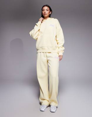 Pantalon de jogging large d'ensemble en coton majoritaire à logo imprimé en relief - Citron et lilas-Multicolore 38