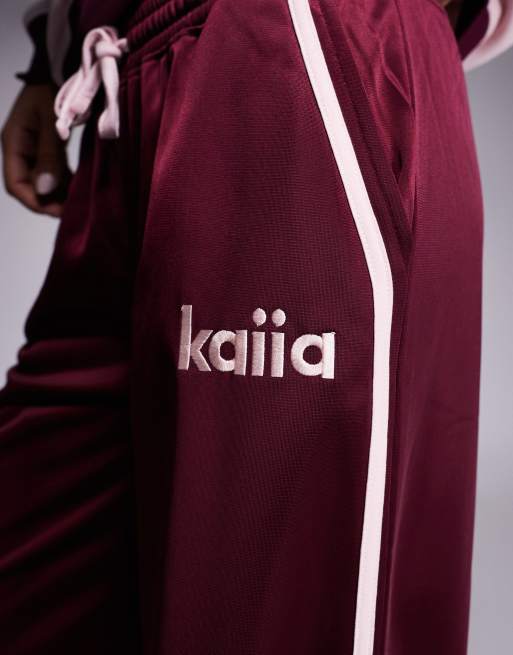 Kaiia - Pantalon de jogging large d'ensemble en maille à logo brodé et bande latérale - Bordeaux et rose, 4 de 5