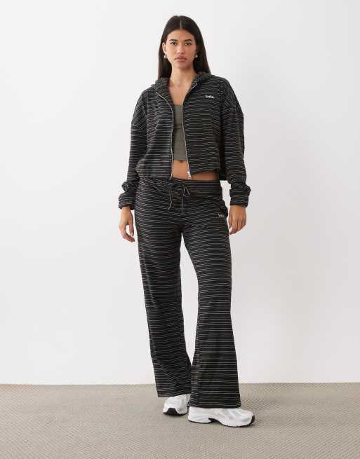 Kaiia - Pantalon d'ensemble ample en jersey polaire avec cordon de serrage et rayures - Bleu marine, 3 de 5