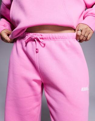 Kaiia Petite Logo Wide Leg Sweatpants In Pink