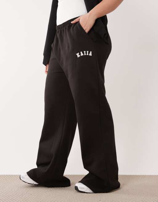 Kaiia Plus cotton blend wide leg trackies in black (part of a set), 2 of 5