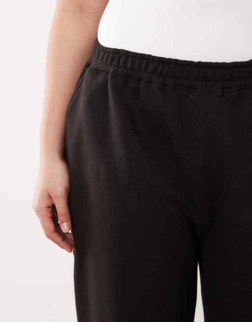 Kaiia Plus cotton blend wide leg trackies in black (part of a set), 3 of 5