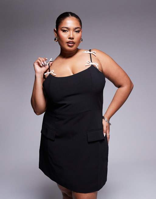 Kaiia Plus – Elegantes Mini-Trägerkleid in Schwarz mit kontrastierender Schleife