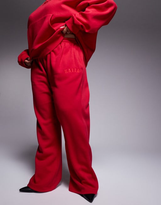 Kaiia - Plus - Joggingbroek van katoenmix met wijde pijpen in rood, deel van co-ord set  , 4 van 5