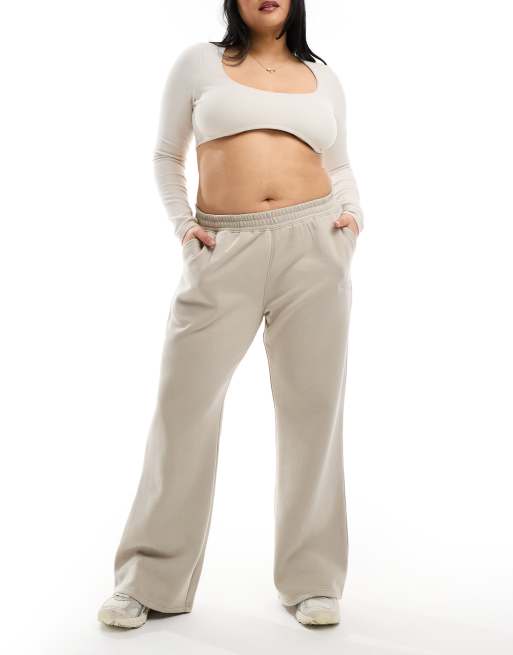 Kaiia Plus – Jogginghose mit weitem Bein in Stein