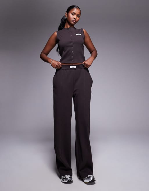 Kaiia ribbed tank top logo detail waistband wide leg pants set in chocolate