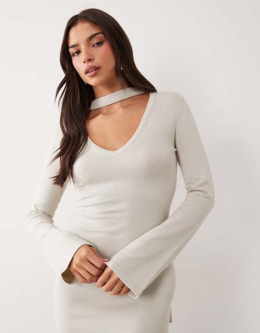 Kaiia robe longue exclusive en maille à détail écharpe et manches évasées, coloris oatmeal, 4 de 4