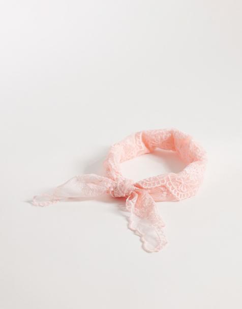 Kaiia – Rosa, exklusiv hårsjal i skir spets - view 1