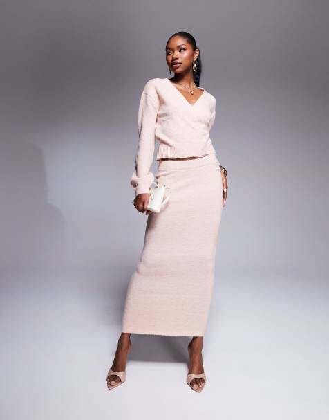 Kaiia – Set in Rosa aus gewickelter Strickjacke mit seitlicher Schnürung und Maxirock - view 1
