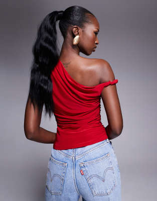 Kaiia Slinky Off Shoulder Top In Red