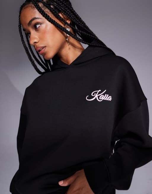 Kaiia - Sort/lyserød hættetrøje i bomuldsrigt materiale med kirsebær- og sløjfeprint på ryggen - Del af sæt  , 2 af 4