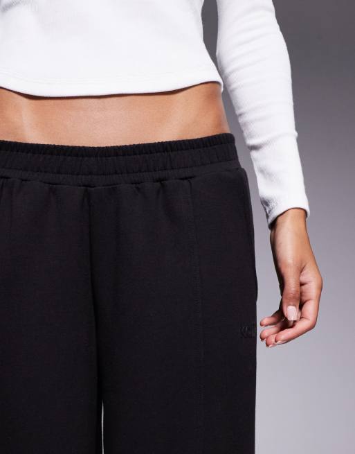 Kaiia - Sorte joggingbukser i bomuldsrigt materiale med barrel-ben og syningsdetalje - Kun hos ASOS  , 5 af 5