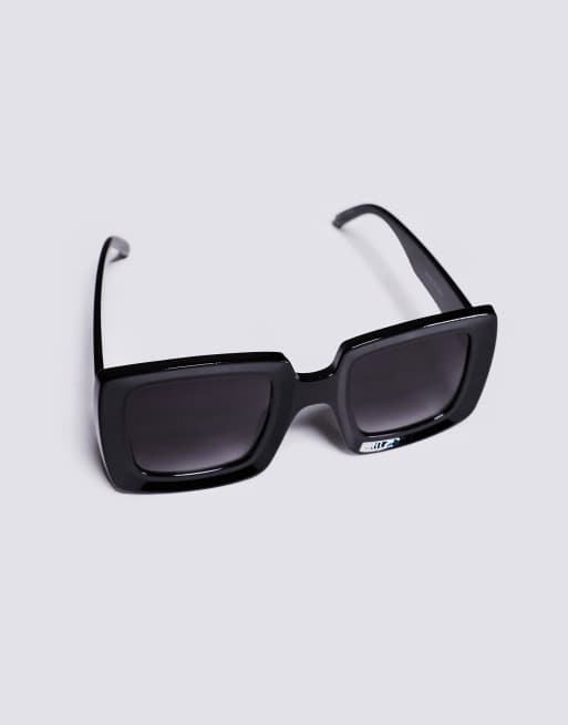 Kaiia - Sorte og oversized samt chunky og firkantede solbriller - Kun hos ASOS  , 2 af 3
