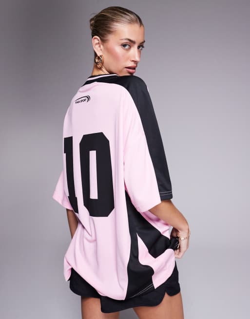Kaiia - Sport - Maglia stile football oversize rosa e nera con scollo a V, 3 di 4