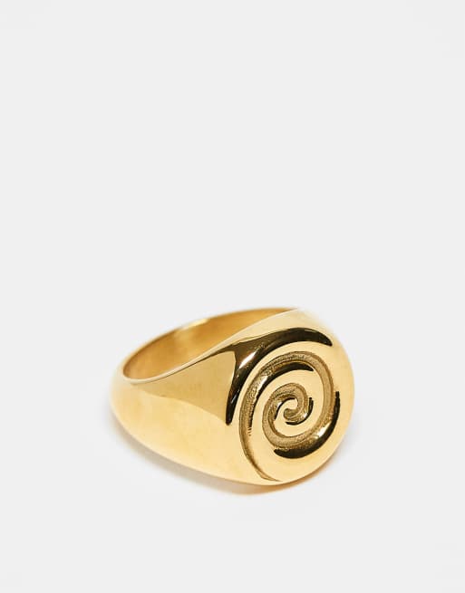 Kaiia stainless steel shell ring in gold