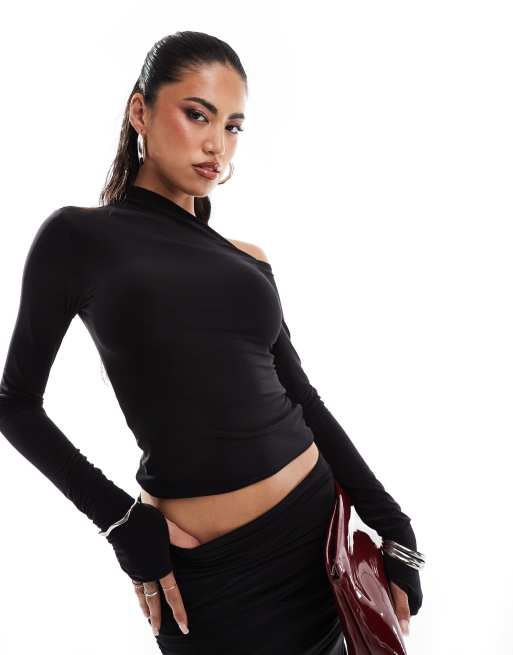 Kaiia - Stram offshoulder-top med lange ærmer og tommelfingerhul i sort - Del af sæt