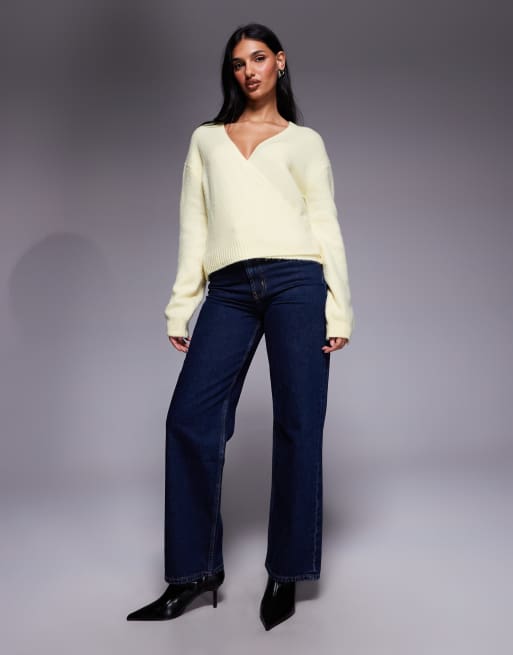 Kaiia – Strickjacke im Wickeldesign in Gelb , 4 von 4